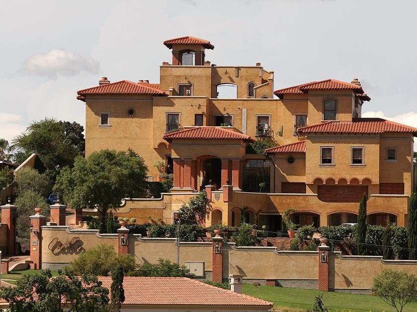 Castello Di Monte Hotel Pretoria Exterior photo